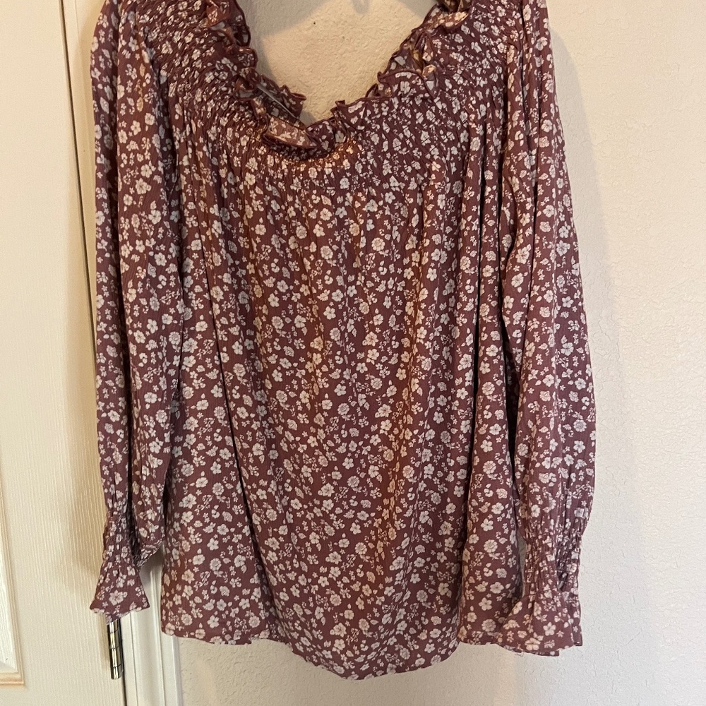 Ladies Ruffle Blouse